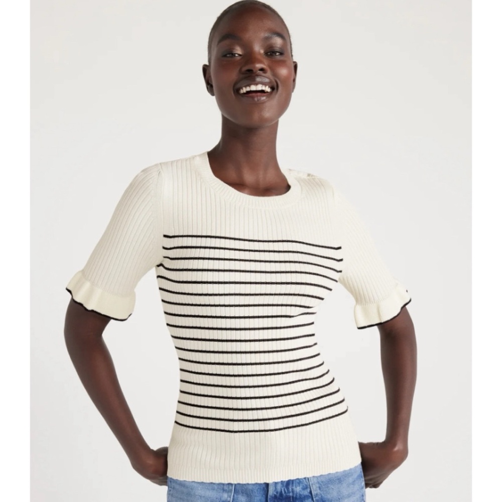 🆕Free Assembly Women's Short Sleeve Ruffle Trim Striped Sweater L Large NWT New